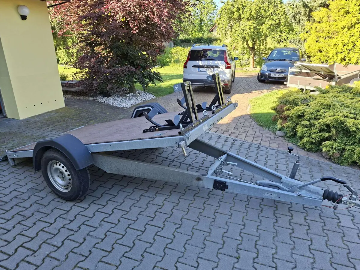 Vozík Zaslaw 3 na motocykly, fotka 2